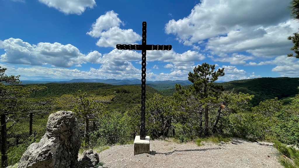 IMG_3007.jpg - Beim Jubiläumskreuz