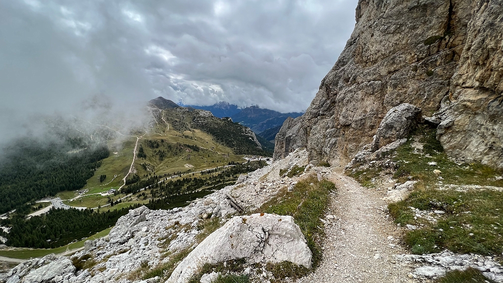 2022.08.31 12.52.14.jpg - Blick zurück. Der Weg hier ist echt nett.